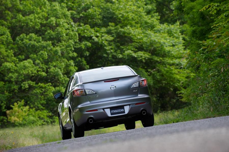  Mazda3 Sedan 2008 года  (фото 11 из 81)
